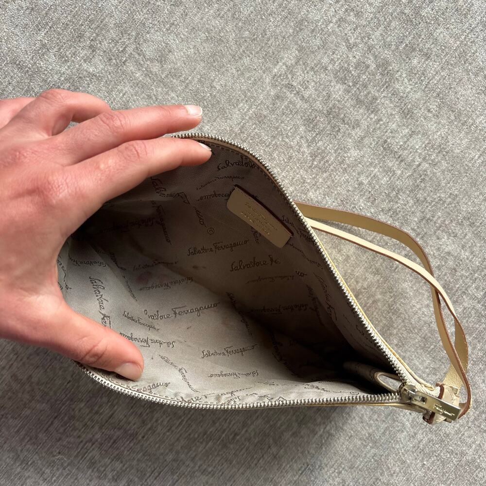 Rare!! Salvatore Ferragamo leather-trimmed leopard print canvas shoulder bag - Picture 5 of 8